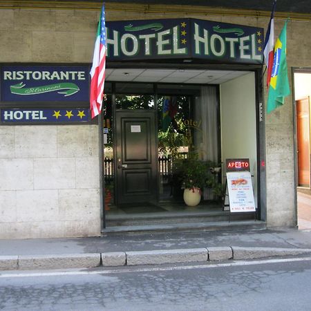 Hotel Marinoni Lomazzo Buitenkant foto