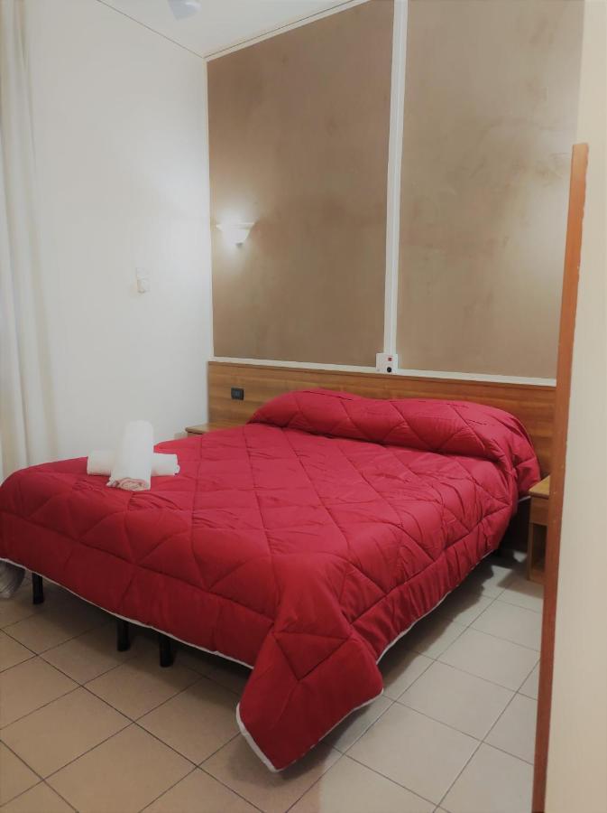 Hotel Marinoni Lomazzo Buitenkant foto