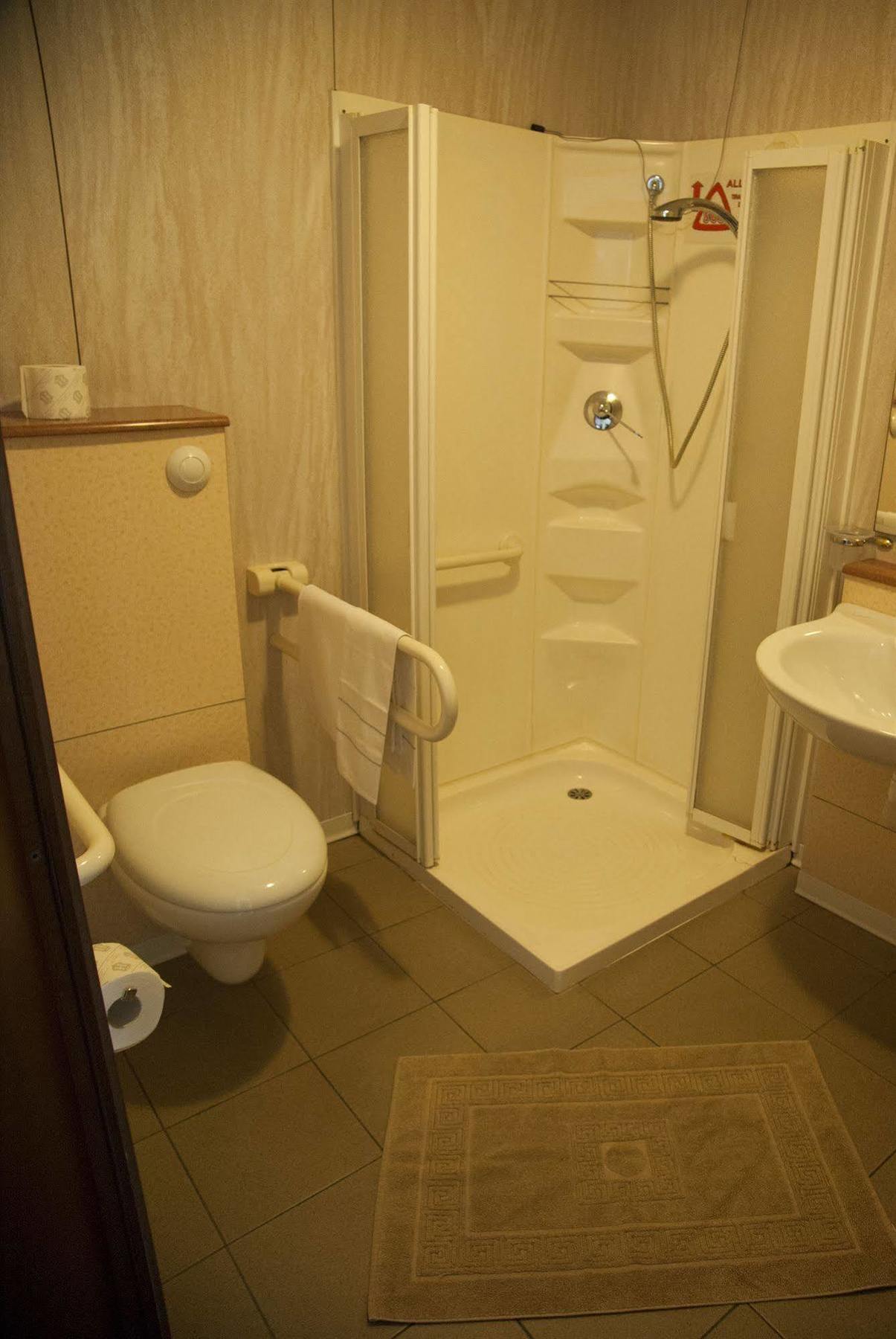 Hotel Marinoni Lomazzo Buitenkant foto