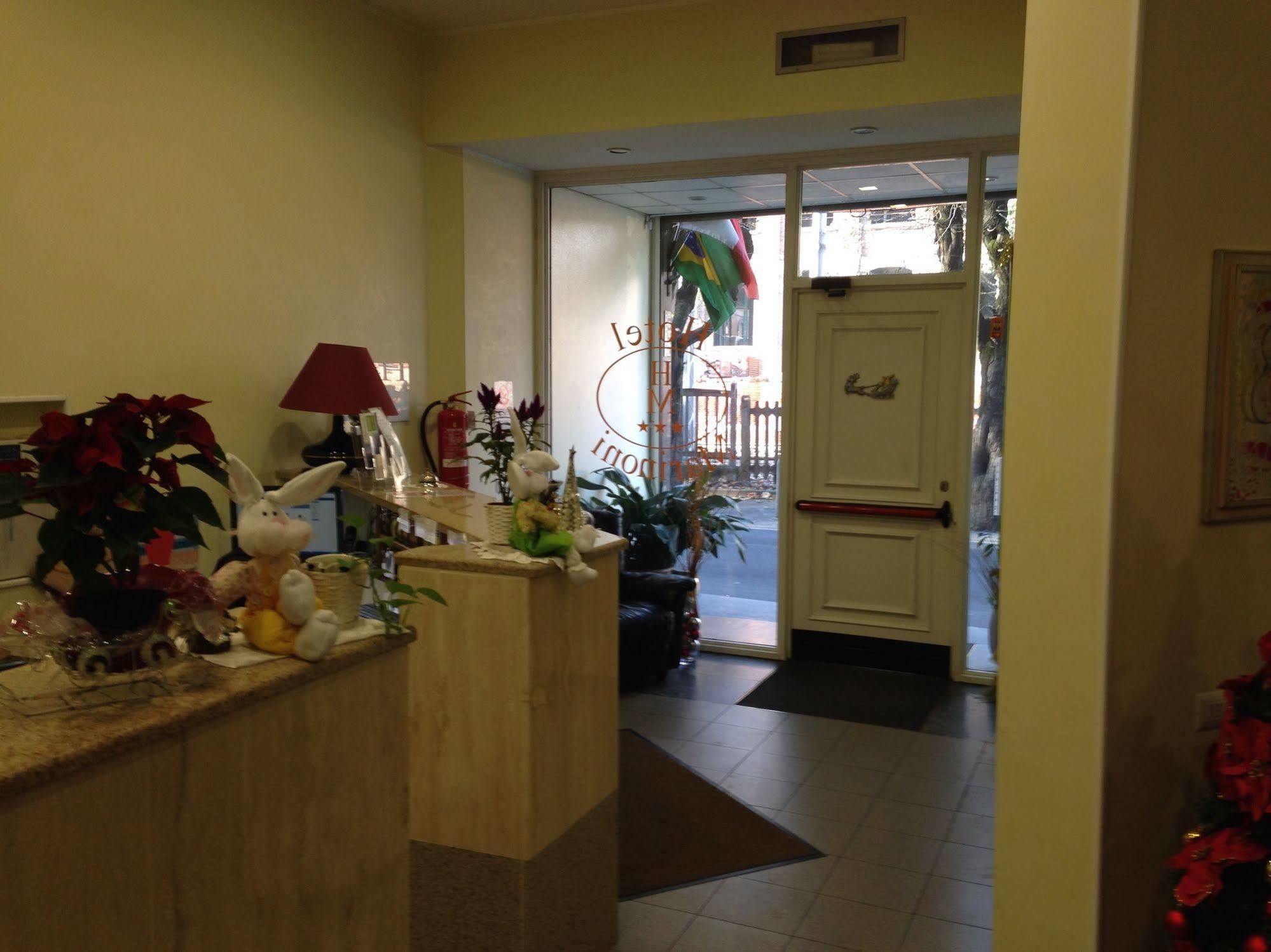 Hotel Marinoni Lomazzo Buitenkant foto